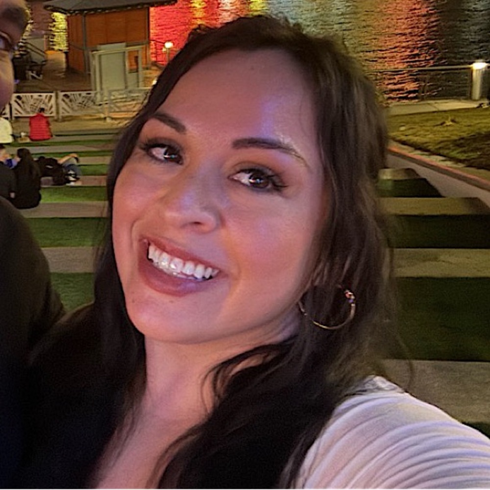 Meet your Posher, Ellie